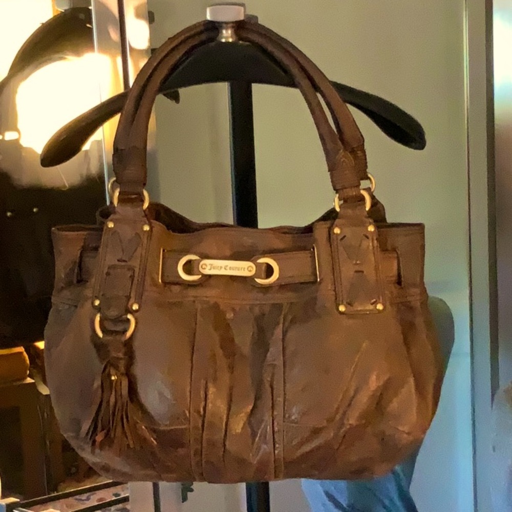 Large Juicy Couture leather shoulder bag in milk chocolate brown